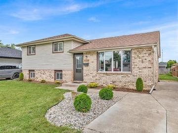 20 St. Charles Pl, Amherstburg, ON, N9V 3J7 house for sale | Listing ID 26015 | Royal LePage