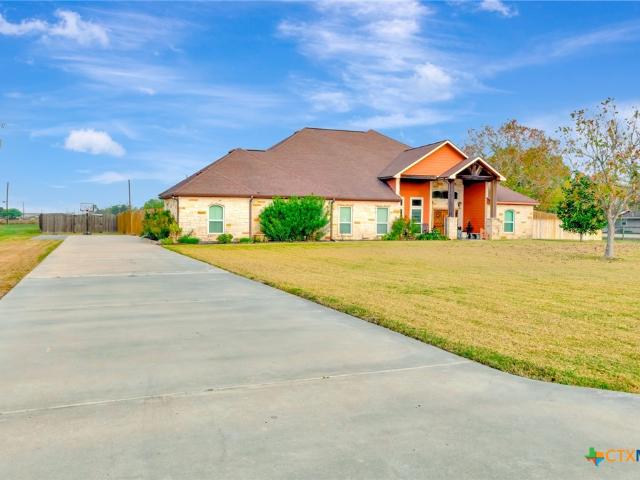 20 Stone Meadow Drive