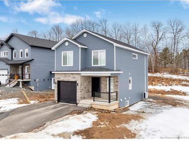 20 Stapleton Street, Fredericton, NB, E3C 0J4 house for sale | Listing ID NB135508 | Royal LePage