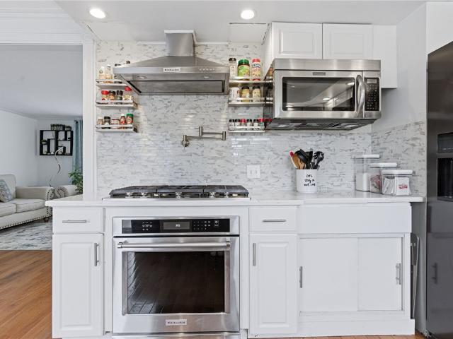 20 Stewart Street