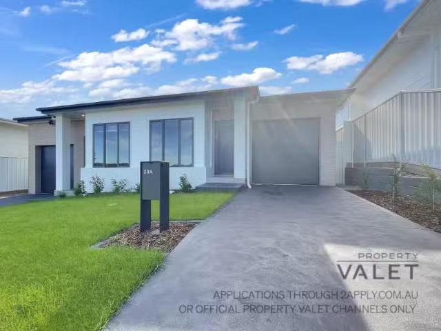 20A Sabre Street, BADAGARANG House for rent Listed by Michell.
