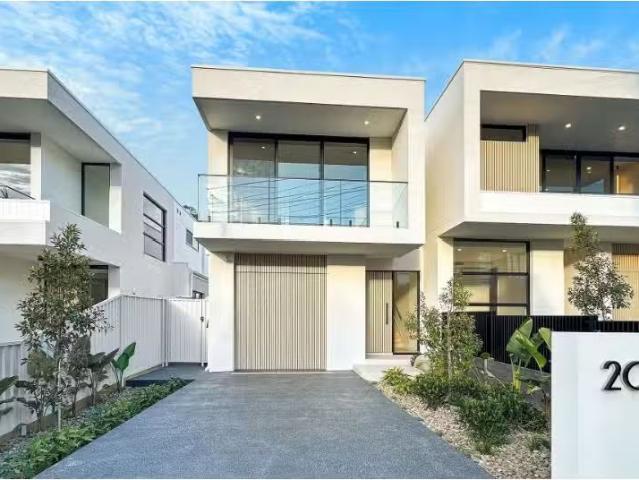 20A Whitewood Place, Caringbah South Townhouse for rent Liste.
