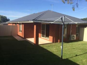 20B Bevington Bend, LAVINGTON Townhouse for rent Listed by Lu.
