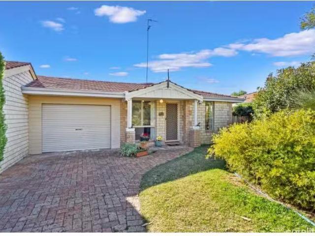 20B Pentland Crescent, DUDLEY PARK, WA 6210 Duplex for Rent