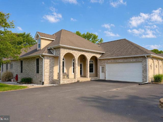 21045 Oakland Hall Road
