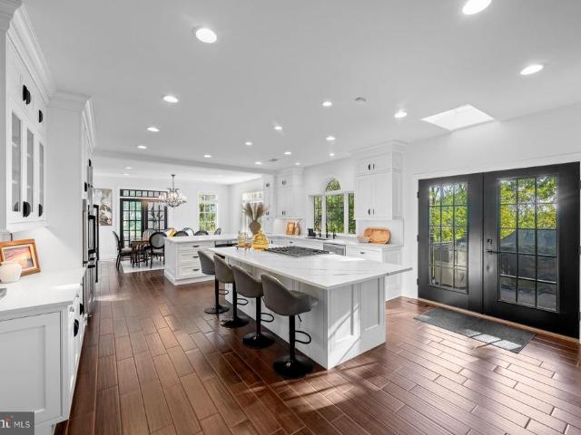 2104 Squirrel Hill Road #