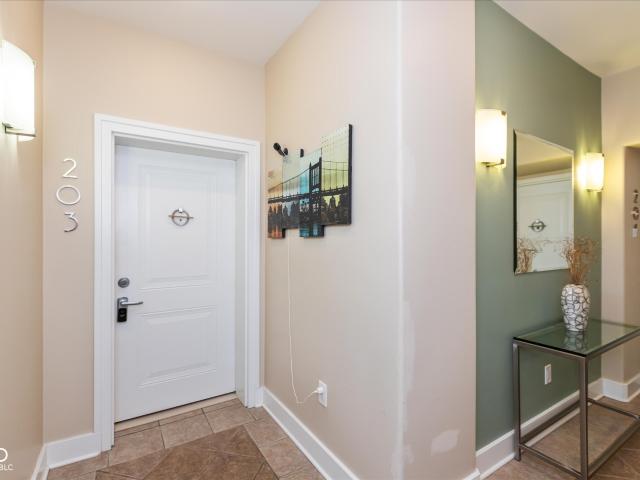 2105 N Meridian Street # 203