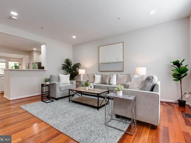 2105 Bexley Drive