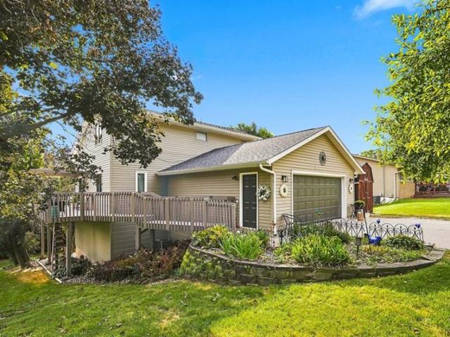 2105 E 6th St, Coal Valley, IL 61240