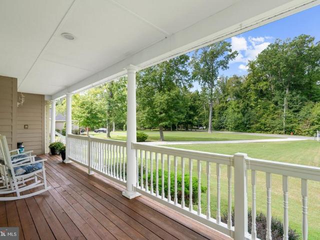 2105 Holly Neck Road