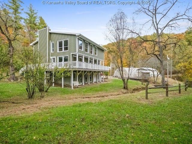 2105 Lee Creek Rd, Culloden, WV