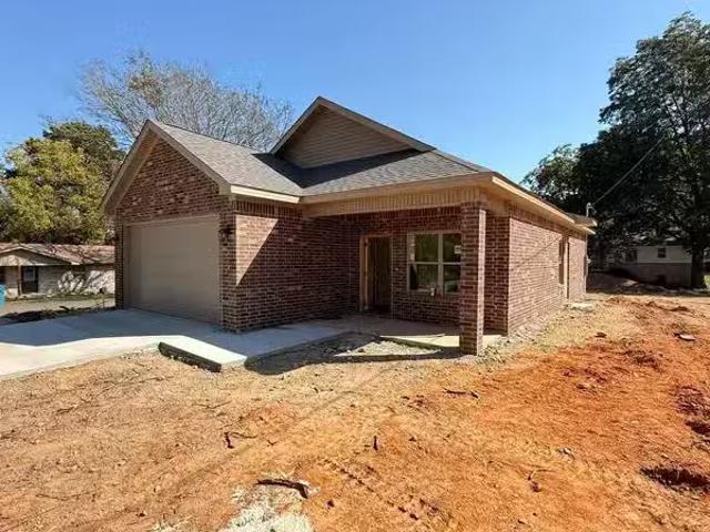 2105 SULTON ST, MALVERN, AR 72104