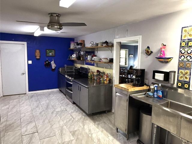 2105 Vogel Ave