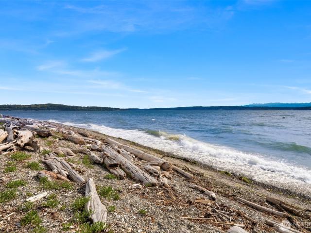 2106 Breezy Point Road