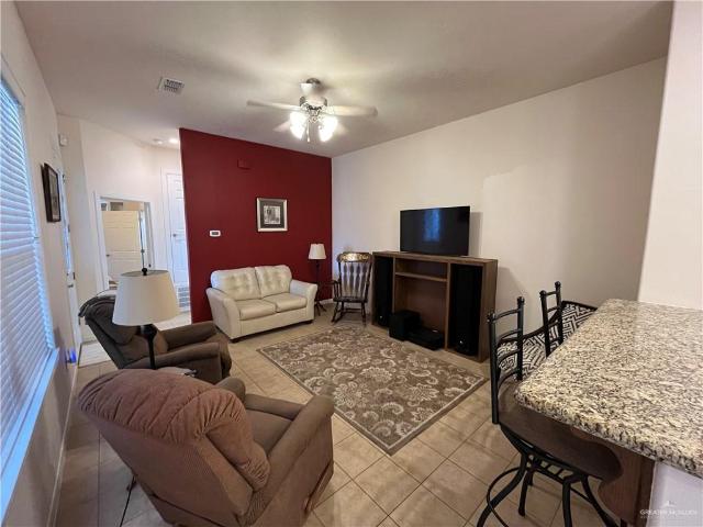 2107 Kingfisher Lane