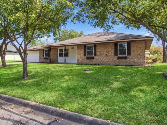 2108 N Village