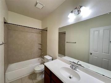 2108 Jasmine Valley Dr, Little Elm, TX 75068 | MLS #21272