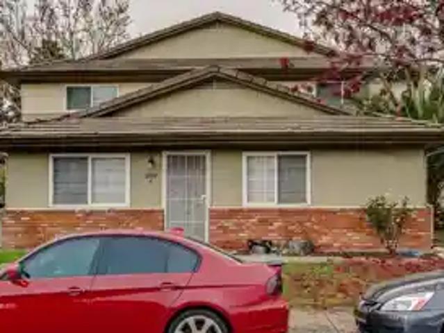 2108 Lemontree Way 3, 2 beds, 1 full bath