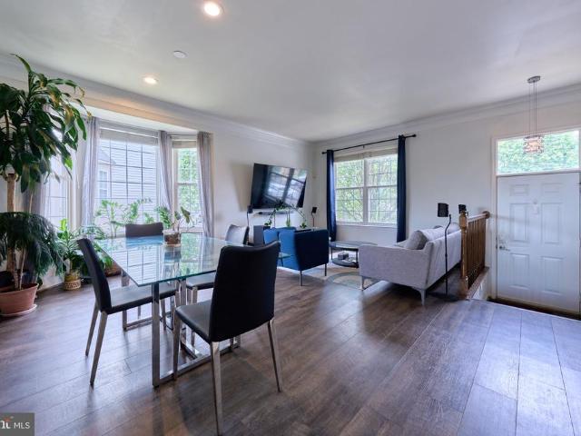 21095 Mossy Glen Terrace
