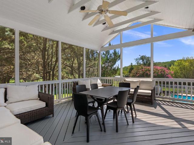 2109 Link Road