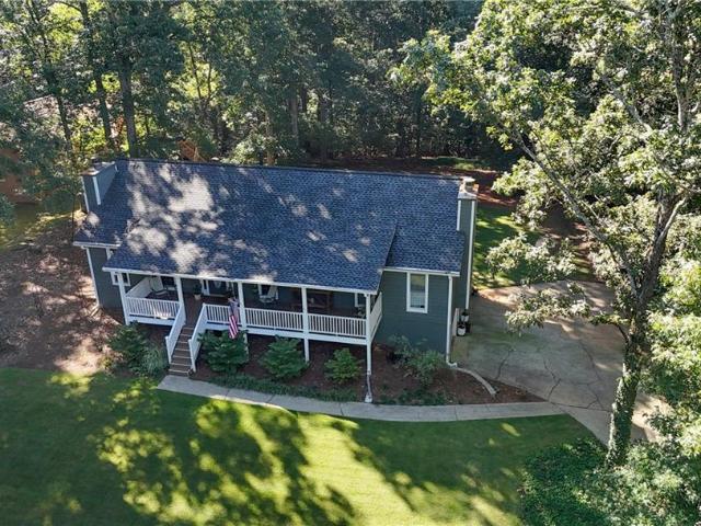 2109 Winding Creek Lane SW