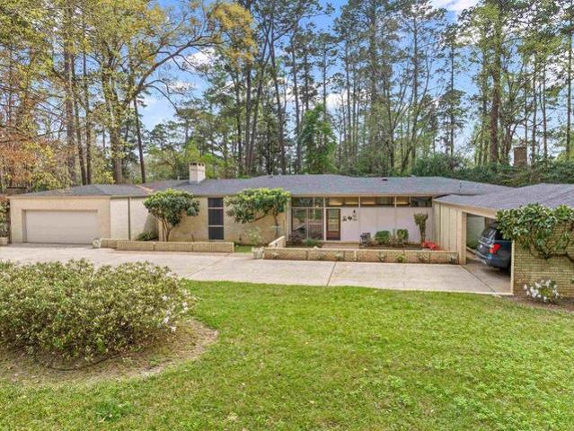 1209 Woodland Park Ave, Jasper, TX 75951