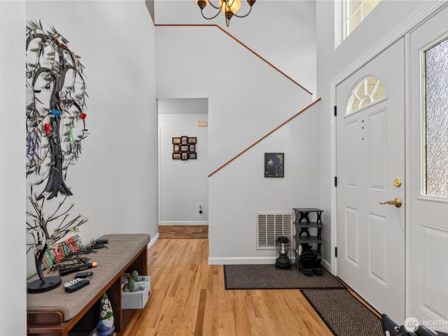 2100 Fowler Place