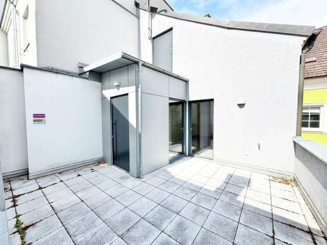 2100 Korneuburg TOPLAGE NÄHE RATHHAUS | OPTIMAL AUFGETEILTE 4 ZIMMER MIT TERRASSE | SCHAUMANNSTRASSE
