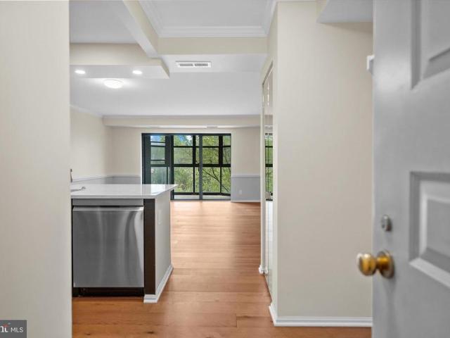 2100 Langston Boulevard # 409