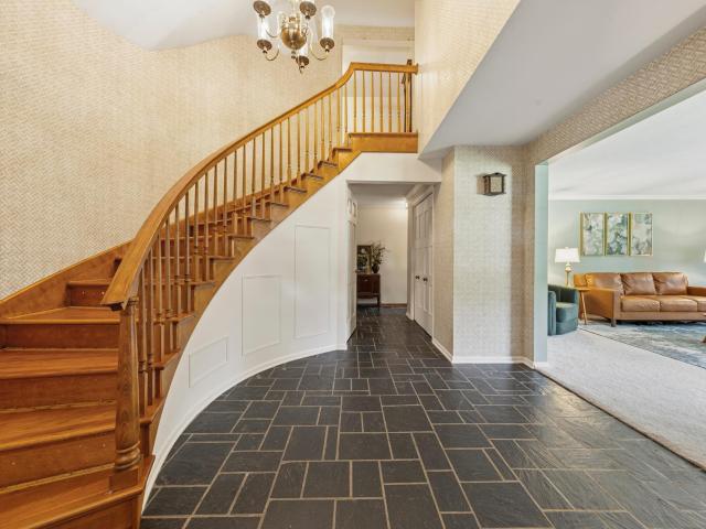 2100 Linn Drive