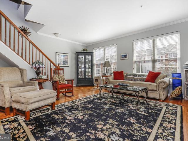 2100 Paxton Terrace