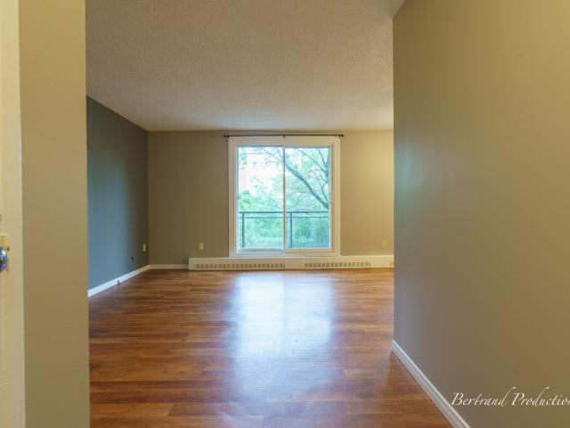 2100 Regent Street 1 Bedroom Apartment for Rent