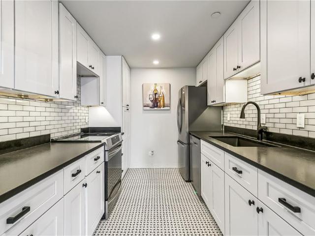 2100 St.Charles Avenue # 2A/N
