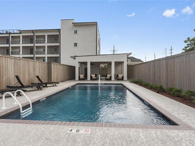 2100 Saint Thomas Street # 303