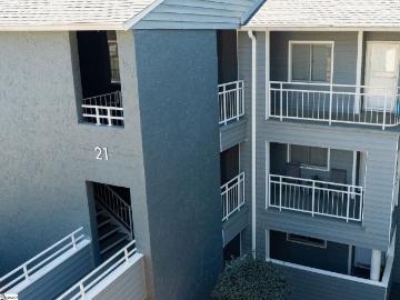 2101 Northlake Drive