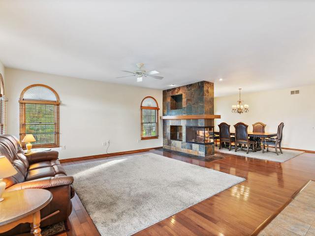 2101 Burnham Court