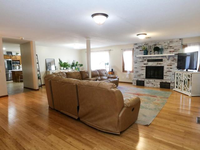 2101 Canterbury Rd, Emporia, KS 66801 | MLS #243915