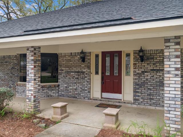 2101 Chase Bend