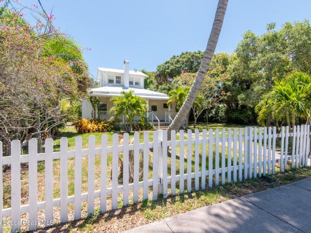 2101 Vernon Pl, Melbourne, FL 32901 | MLS #1051