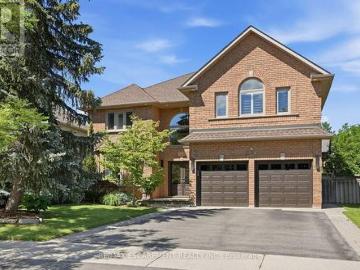 2101 Westoak Trails Boulevard, Oakville, ON, L6M 3L2 house for sale | Listing ID W13494 | Royal LePage
