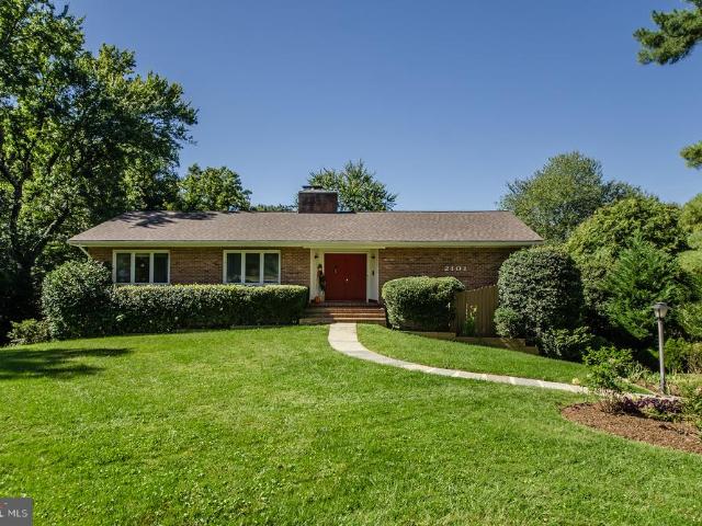 2101 Whiteoaks Drive