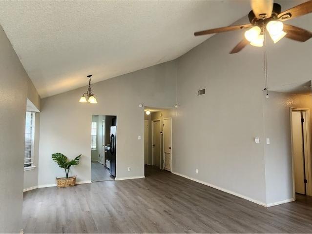 2102 Cascade Drive