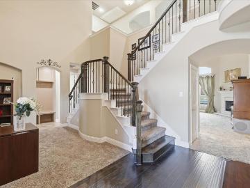2102 Grassland Court