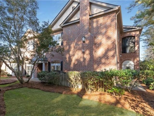 2102 River Oaks Drive