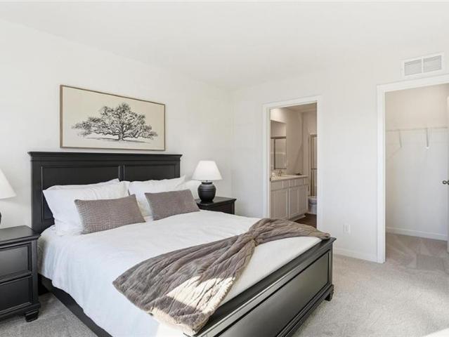 2103 Creek View Lane