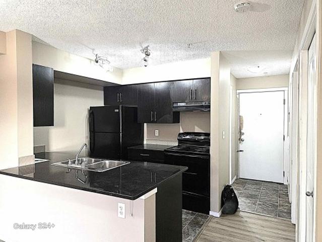 210 3 James Mowatt Tr Sw, Edmonton, AB, T6W 3L6 condo for sale | Listing ID E4488 | Royal LePage