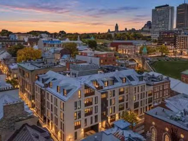 210 11 Rue Elgin, Québec La Cité Limoilou, QC, G1R 0E1 con.