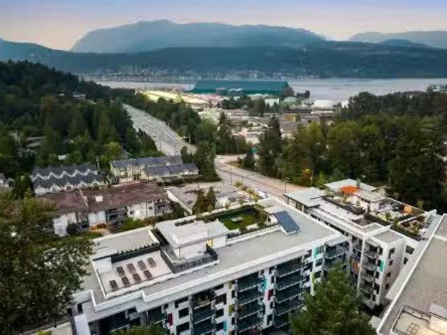 210 2015 St. Johns Street, Port Moody, BC, V3H 0N5 Single Fa.