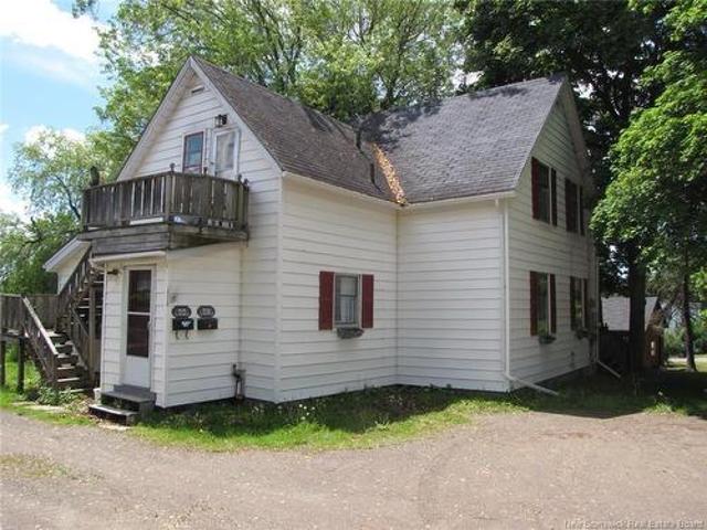 210 212 Pleasant St, Moncton, NB, E1A 2V7 house for sale | Listing ID NB141849 | Royal LePage