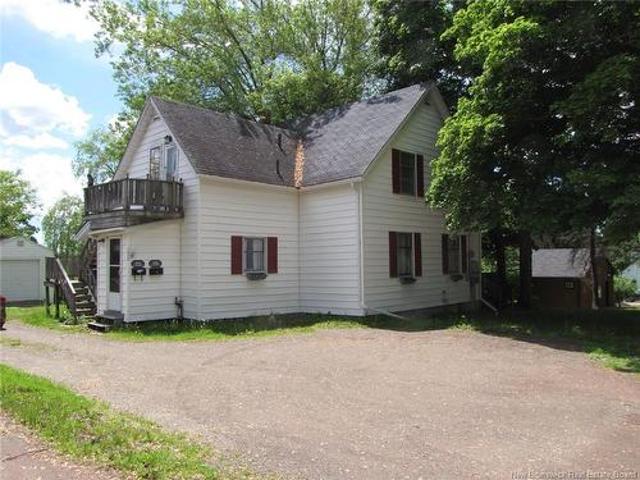 210 212 Pleasant St, Moncton, NB, E1A 2V7 house for sale | Listing ID NB141841 | Royal LePage
